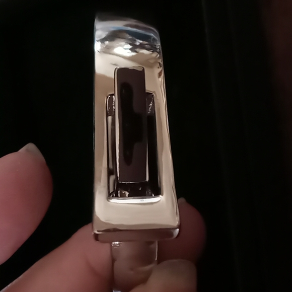 Silver Hinged Cuff Bracelet - Picture 1 of 4